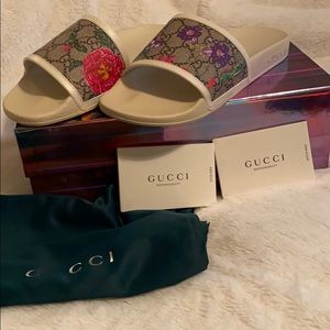 Gucci Floral slides size 37